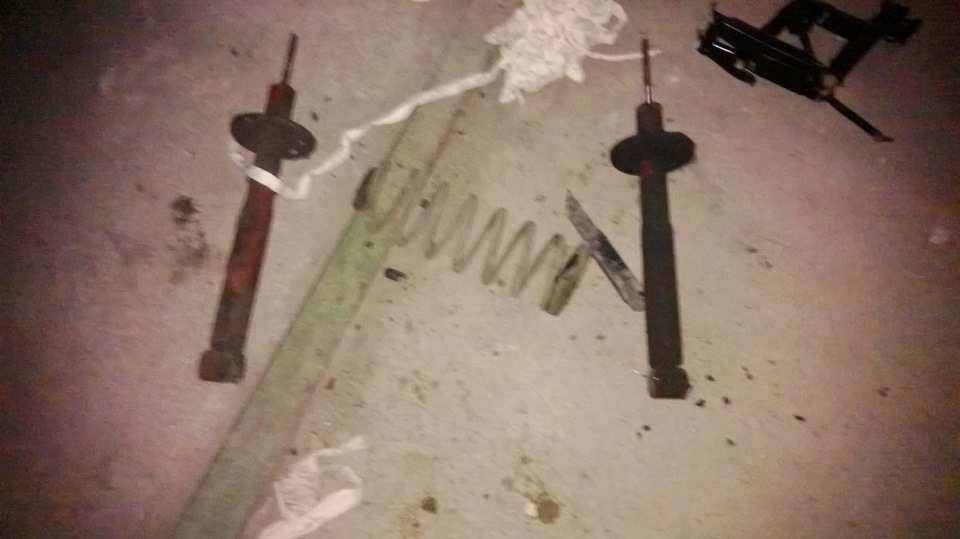 Задние стойки — Chery Amulet, 1,6 л, 2007 года | своими руками | DRIVE2