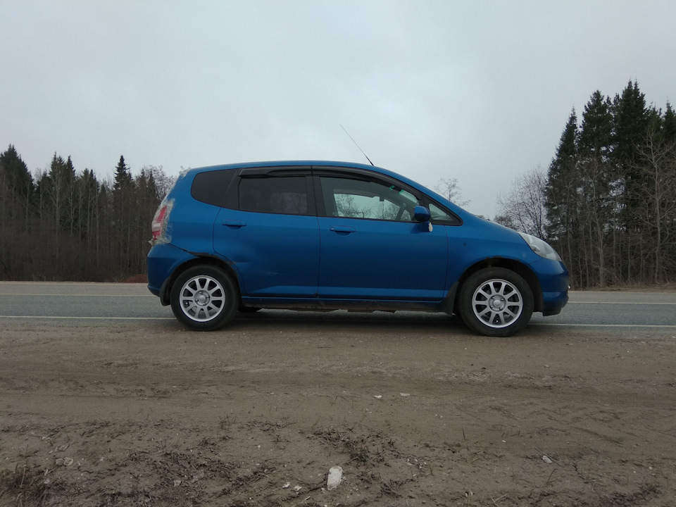 Лифт передней подвески (окончание), 267 200 км. — Honda Fit (1G), 1,5 л ...