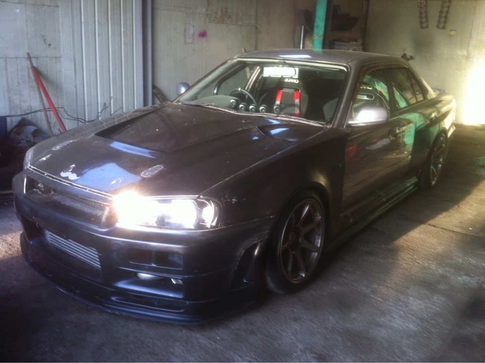 Neksa Autotuning Skyline r34