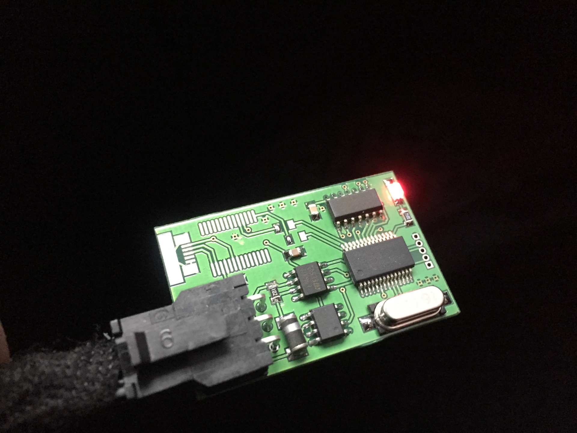 На плате горит boot. Phaser 3100 мигает красным светодиод на плате. c++ c мем сгоревшая плата.