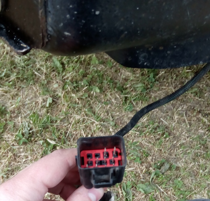 штатный дорестайловый разъем косы проводки под задний парктроник — Ford Mondeo IV