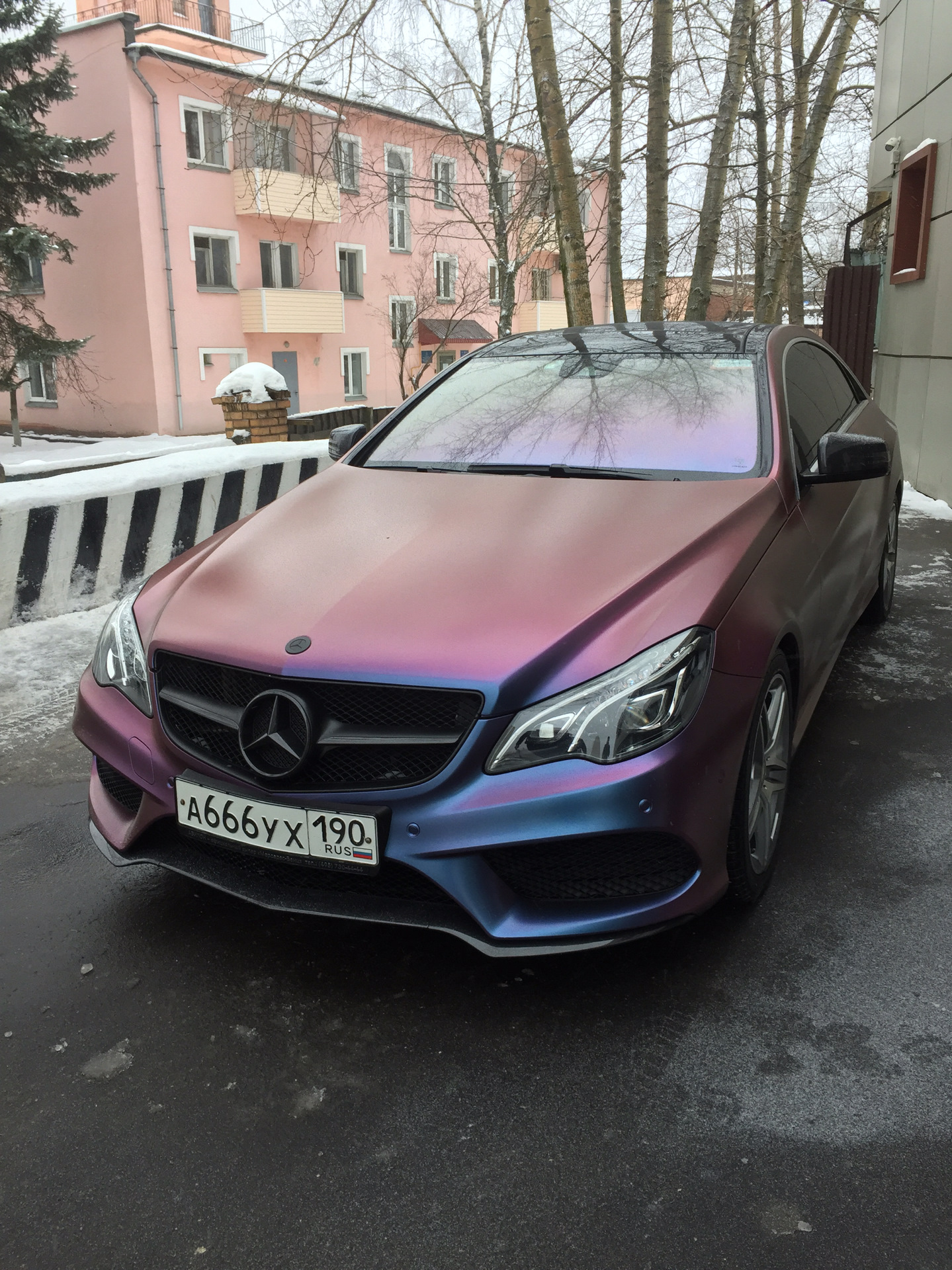 Mercedes Benz хамелеон