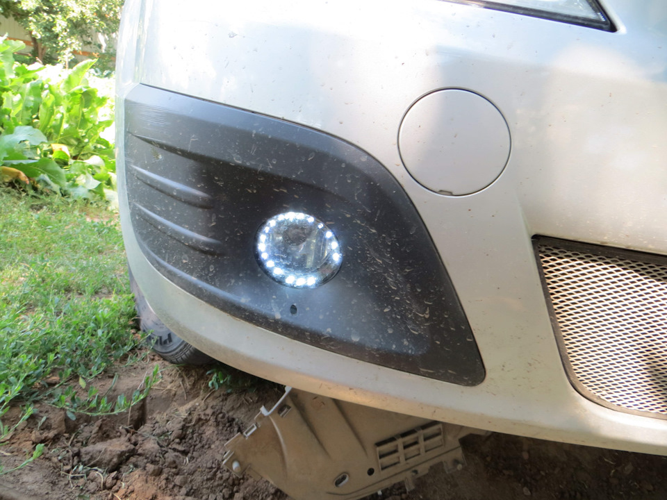 Cob ангельские глазки 80мм в ПТФ — Lada Ларгус, 1,6 л, 2013 года ...