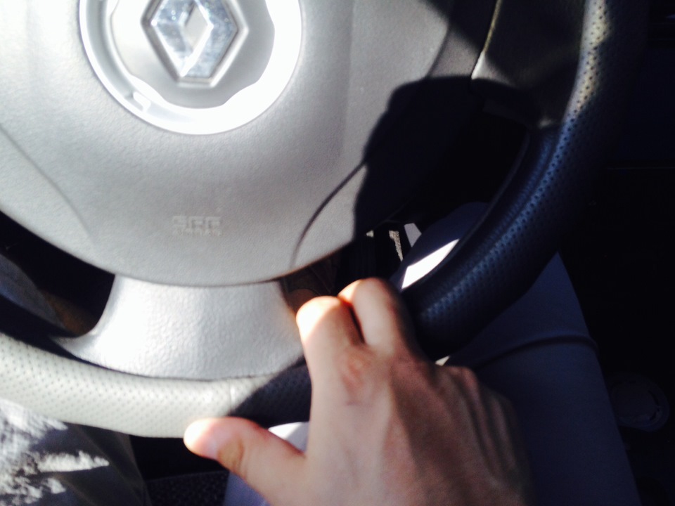 Рено логан 2010 руль. Вибрация руля логан. Вибрация руля логан. Руль рено логан 2 рестайлинг. Руль рено логан 2020.