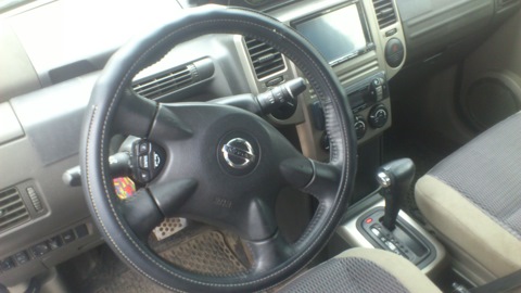 Оплётка на руль ниссан х-трейл т31. Оплетка на руль nissan x-trail t 31. Кожаный чехол на руль ниссан х трайл т32. Оплетка на руль х трейл т31. X trail t31 руль.