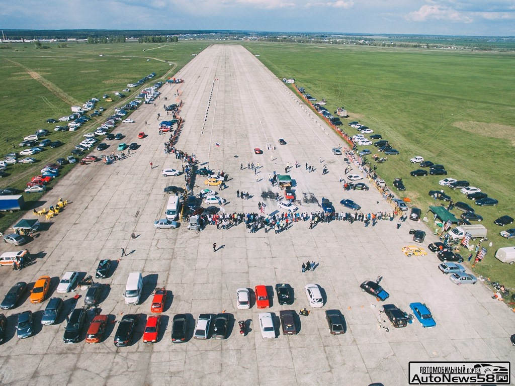 Аэродром сосновка. Аэродром Сосновка Пенза. Drag Racing на аэродроме. Драг рейсинг Пенза 2021. Драг 2 в Пензе.