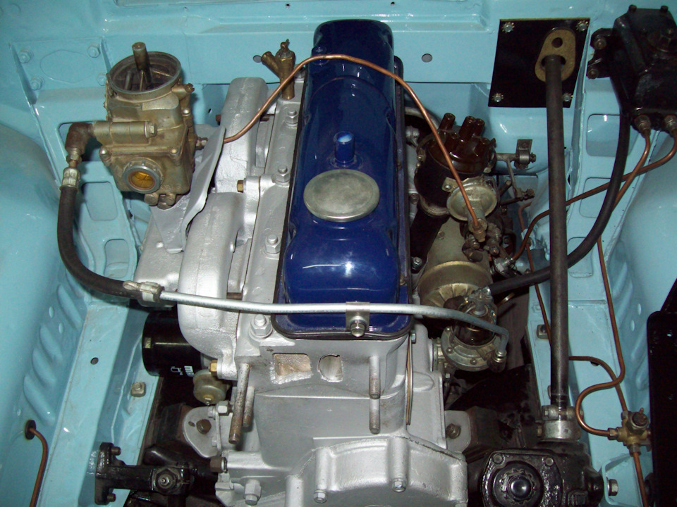 Запуск двигателя после простоя. Двигатель Волга ГАЗ 21. ГАЗ 21 старт двигатель. Мотор ГАЗ 21 на первых УАЗ-469. Электростанция двигатель ГАЗ 21.