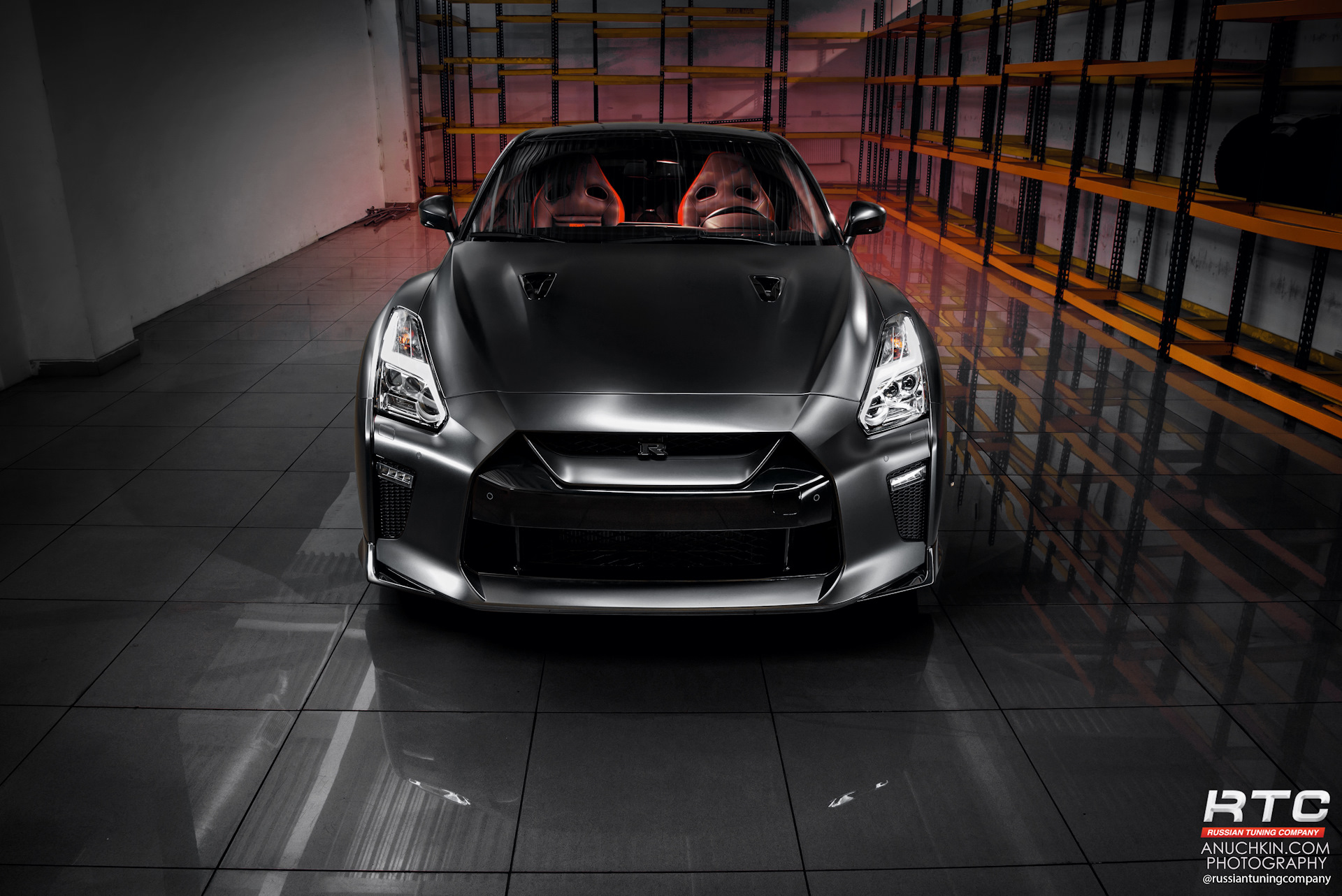 Оклейка Nissan GTR