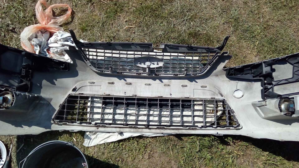 Обратная сторона бампера — Ford Mondeo IV