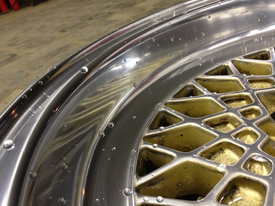 Полировка диска BBS — Volkswagen Golf Mk6, 1,4 л, 2009 года | своими ...