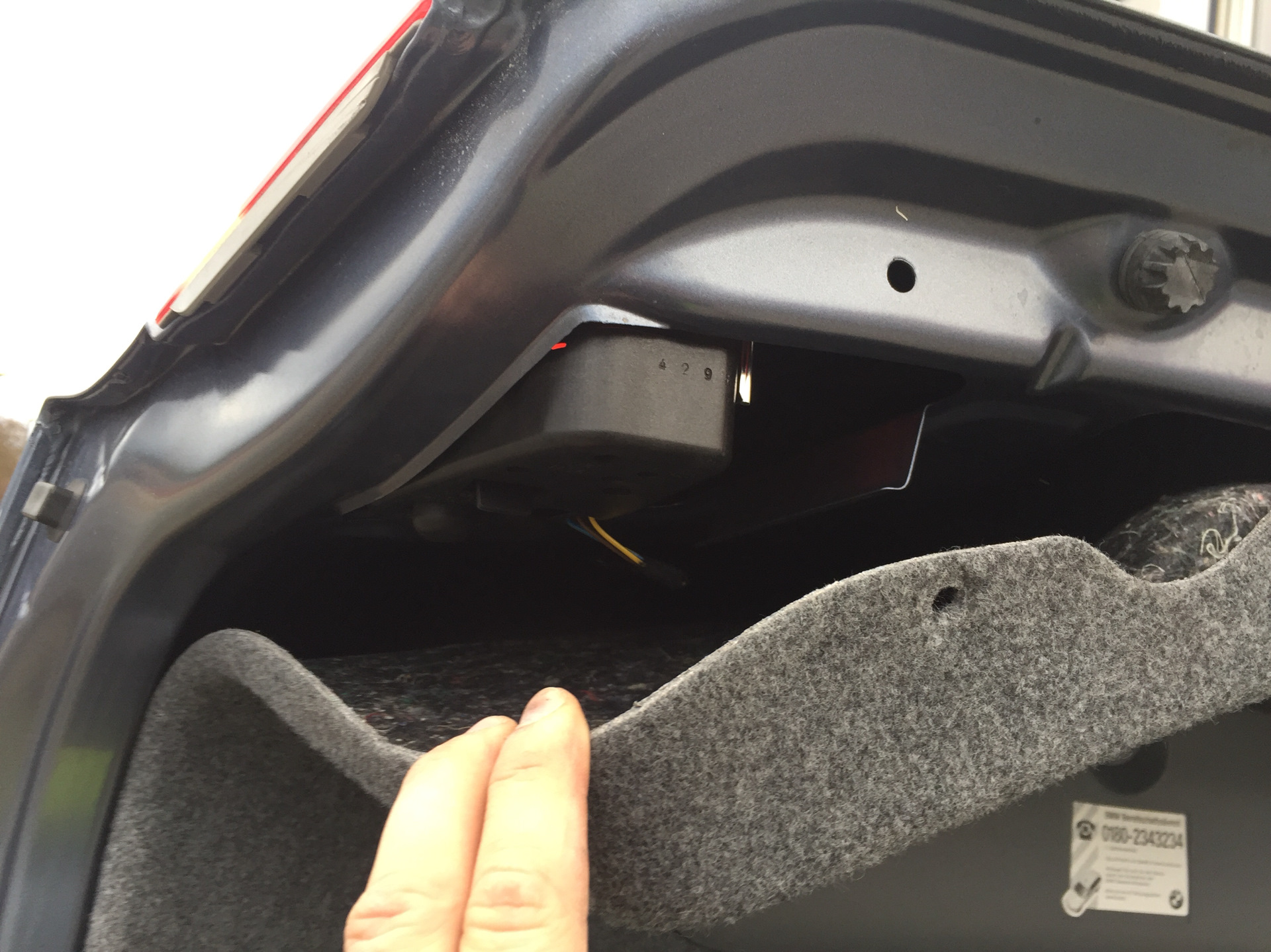 BMW E46 не горит задняя противотуманка — BMW 3 series (E46), 1,9 л ...