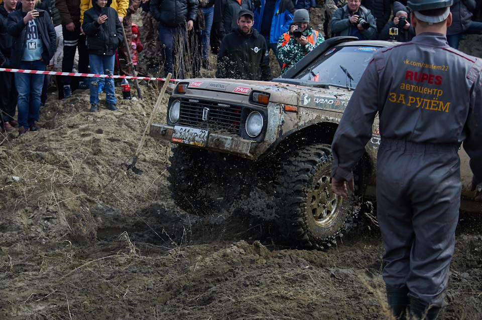 летим — Lada 4x4 3D