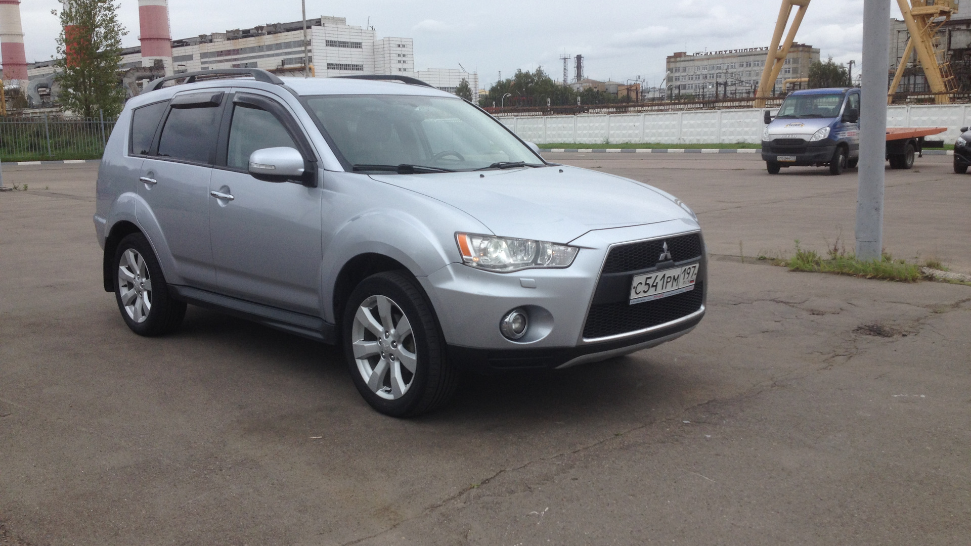 Mitsubishi outlander xl 4wd. Outlander XL 2.4. Аутлендер ХЛ 2.4 Рестайлинг. Mitsubishi Outlander XL 2012. Аутлендер ХЛ 2.4 2008.