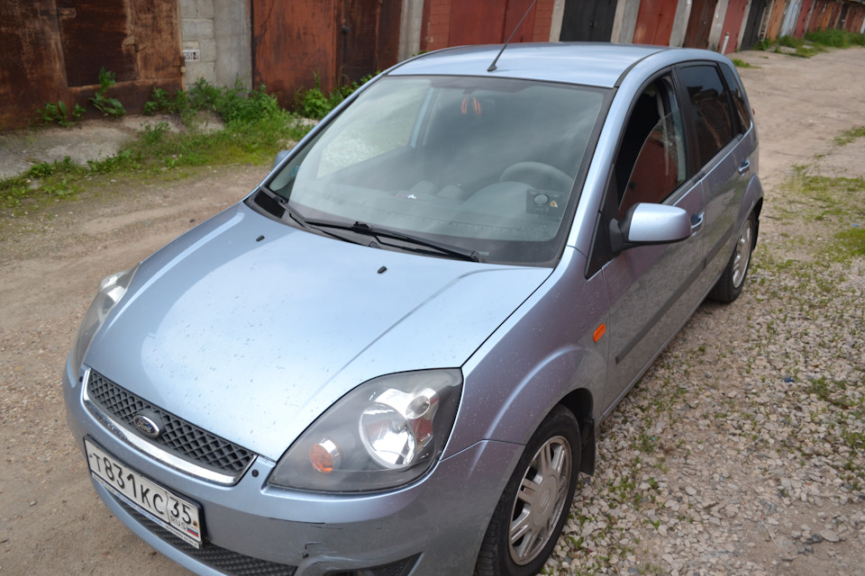 Дефлектора — Ford Fiesta (Mk V), 1,6 л, 2006 года | стайлинг | DRIVE2