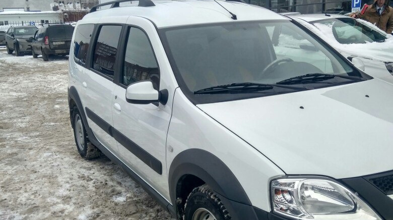 lada largus cross renovazio drive2