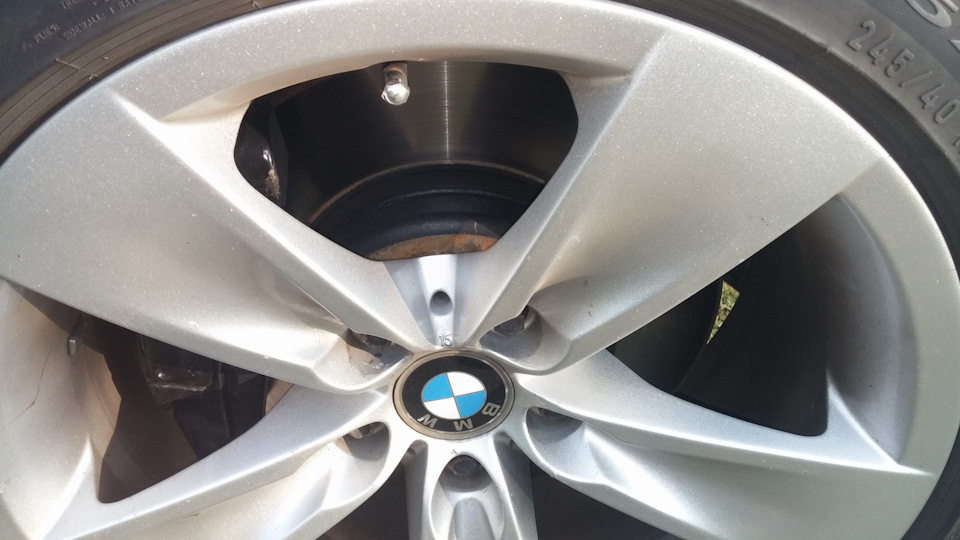 (42) — Тормозные диски после 1500 км. Расход по трассе. — BMW 5 series ...