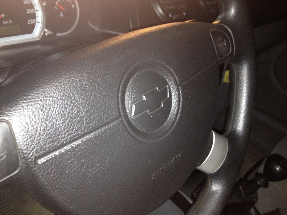 Значок Шевроле — Chevrolet Lacetti 5D, 1,6 л, 2008 года | просто так ...