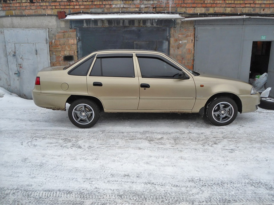 Део нексия колеса. 185/60 R14 Nexia. Диски r14 Daewoo Nexia. Литые диски на Дэу Нексия r14. 185/65 R14 Нексия.