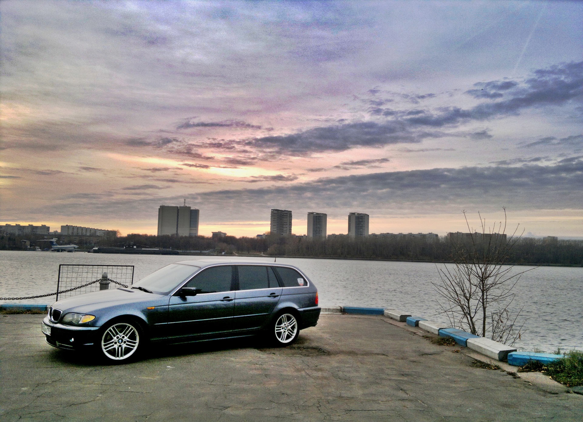 HDR Фото на Речном вокзале. — BMW 3 series (E46), 3 л, 2002 года |  фотография | DRIVE2