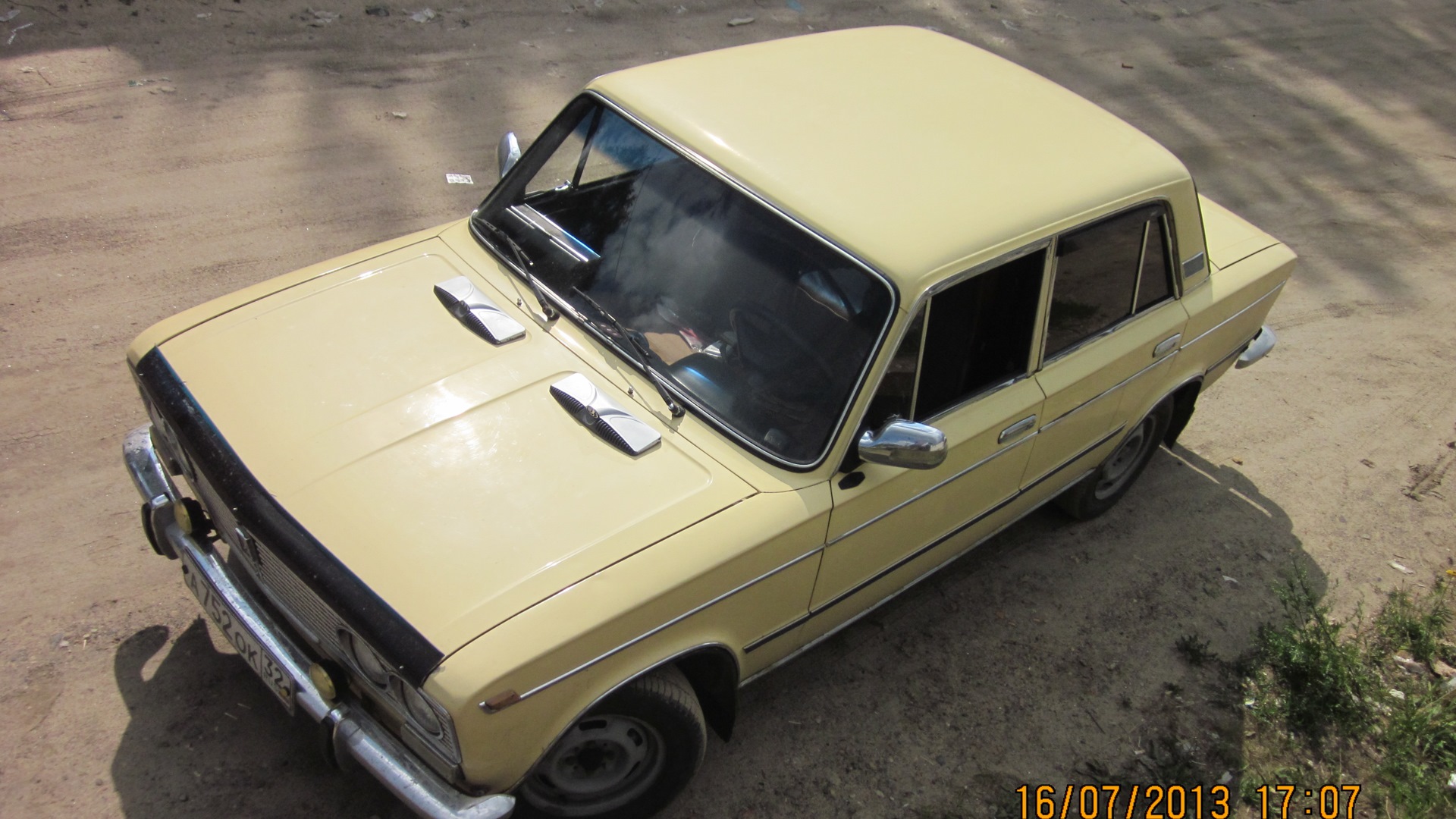 Lada 21031 1.6 бензиновый 1975 | малиновая желтоглазка на DRIVE2