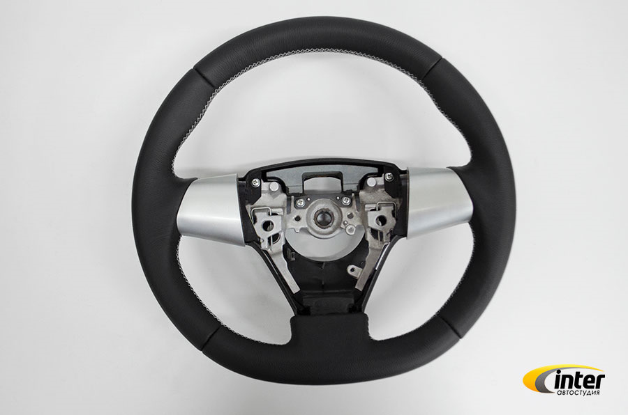 Кожаная оплетка на руль Toyota Corolla E151 — AS-INTER на DRIVE2