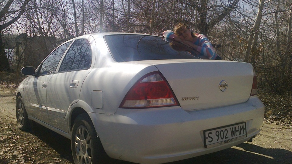 Nissan almera sunny