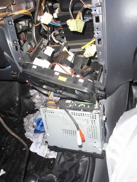 Отсутствуют некоторые предохранители - Daewoo Leganza, 2 л, 1999 года электроник