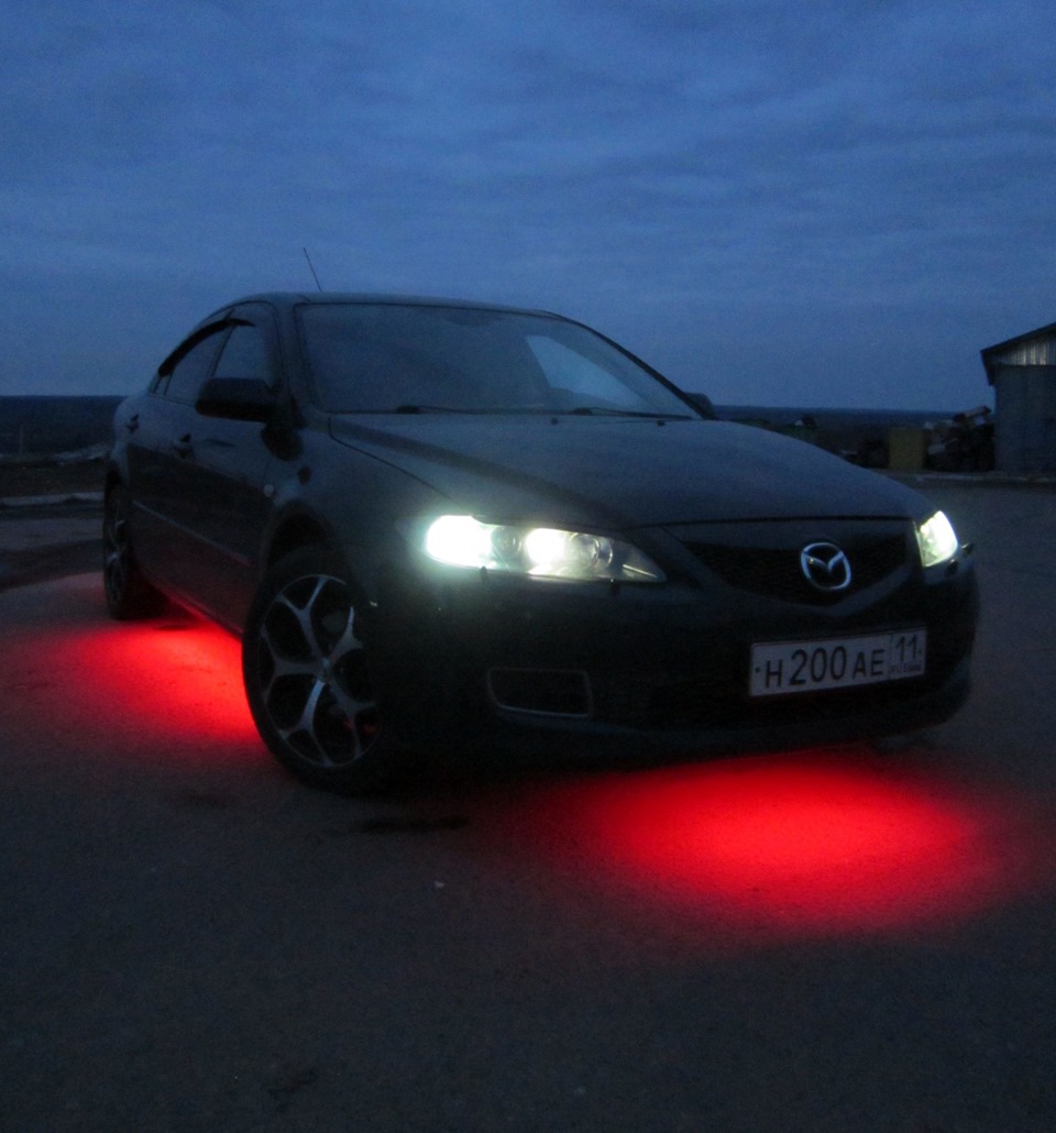 Неоновая лента в Mazda 6 GH