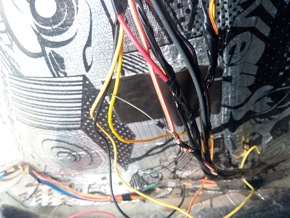 8975489s 960 гранта не работает подсветка номера