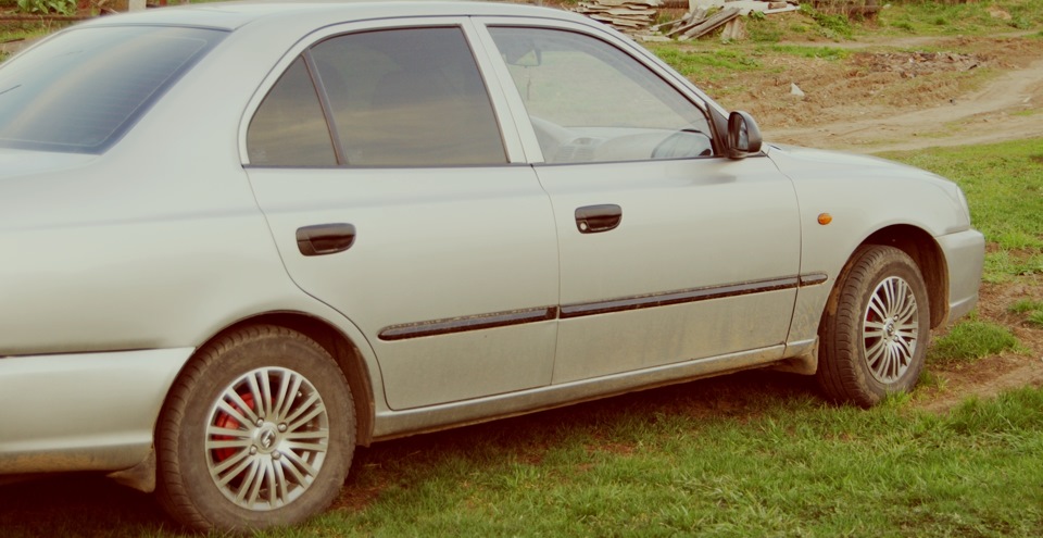 Все в поисках дисков на акцент) — Hyundai Accent (2G), 1,5 л, 2005 года ...