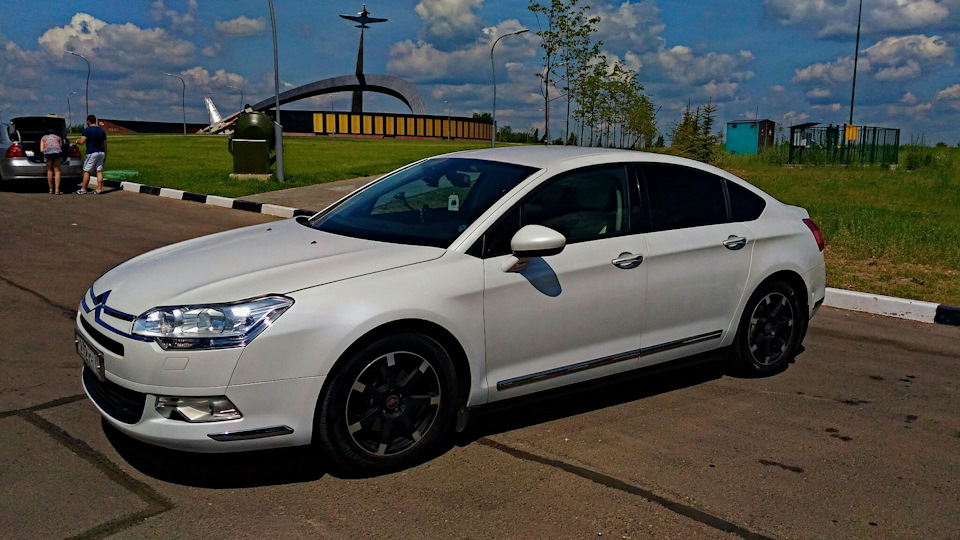 Как восстановить потертый руль — Citroen C5 (2G), 1,6 л., 2010 года ...