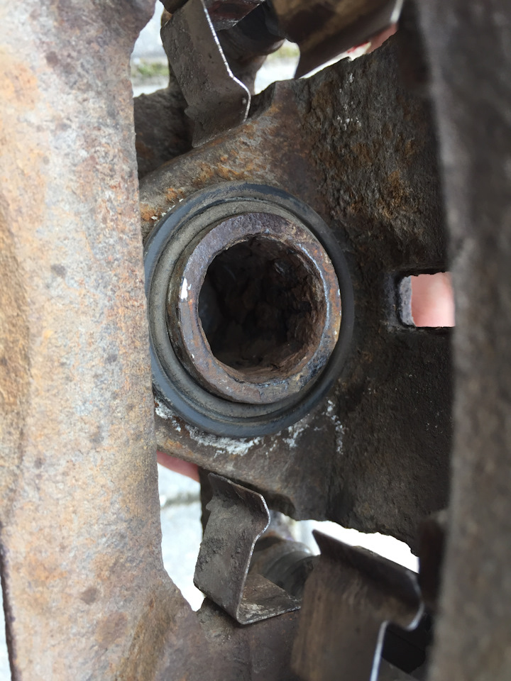 26692FG010 Комплект направляющей гильзы SUBARU | Запчасти на DRIVE2