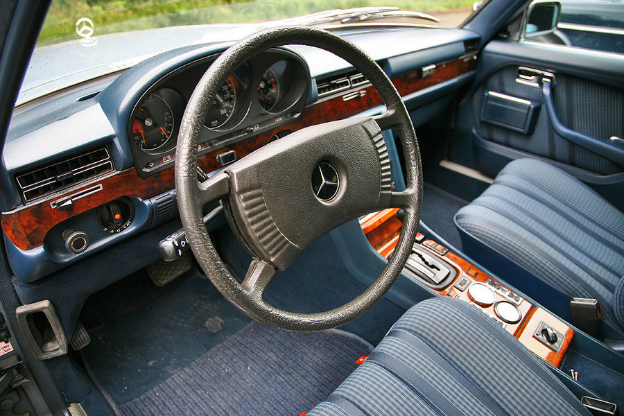 Mercedes Benz w126 1980