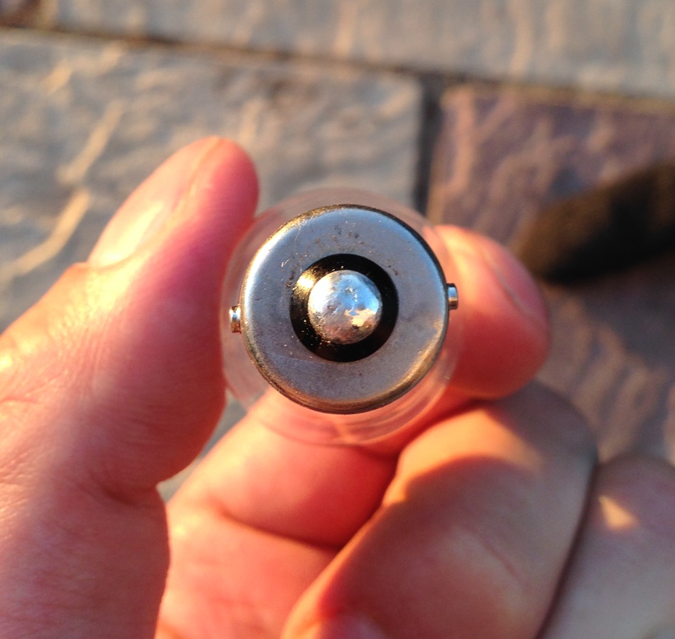 Замена лампочек дневных ходовых огней на оранжевые американские (фото ...