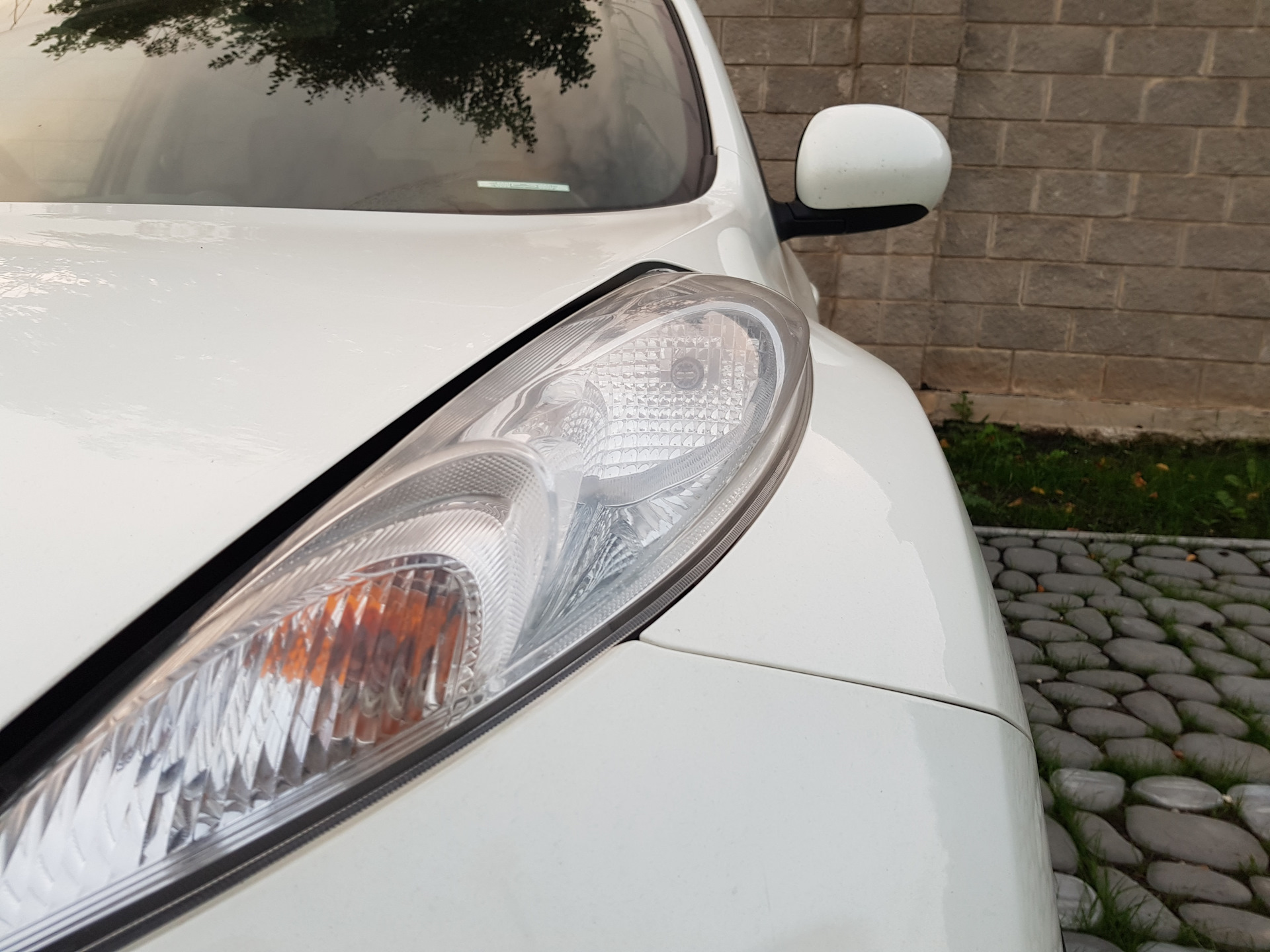 High performance light. Лампочка w5w Nissan Juke. Лампочки w5w на фарах Ниссан Жук.