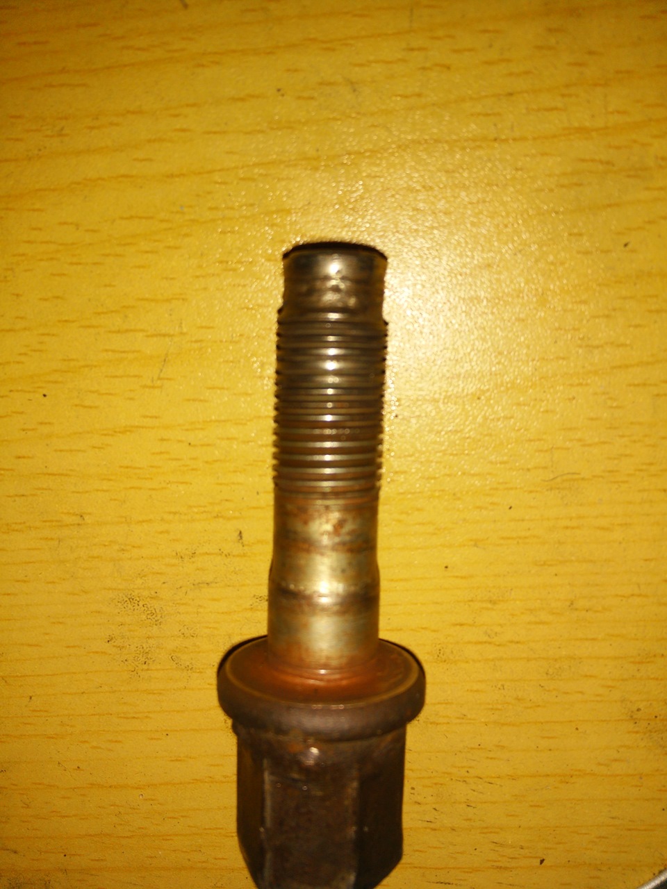 8993d46s 960 Как открутить шкив коленвала лансер 9