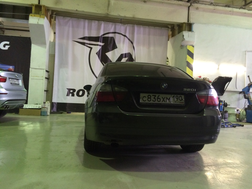 Фото в бортжурнале BMW 3 series (E90)