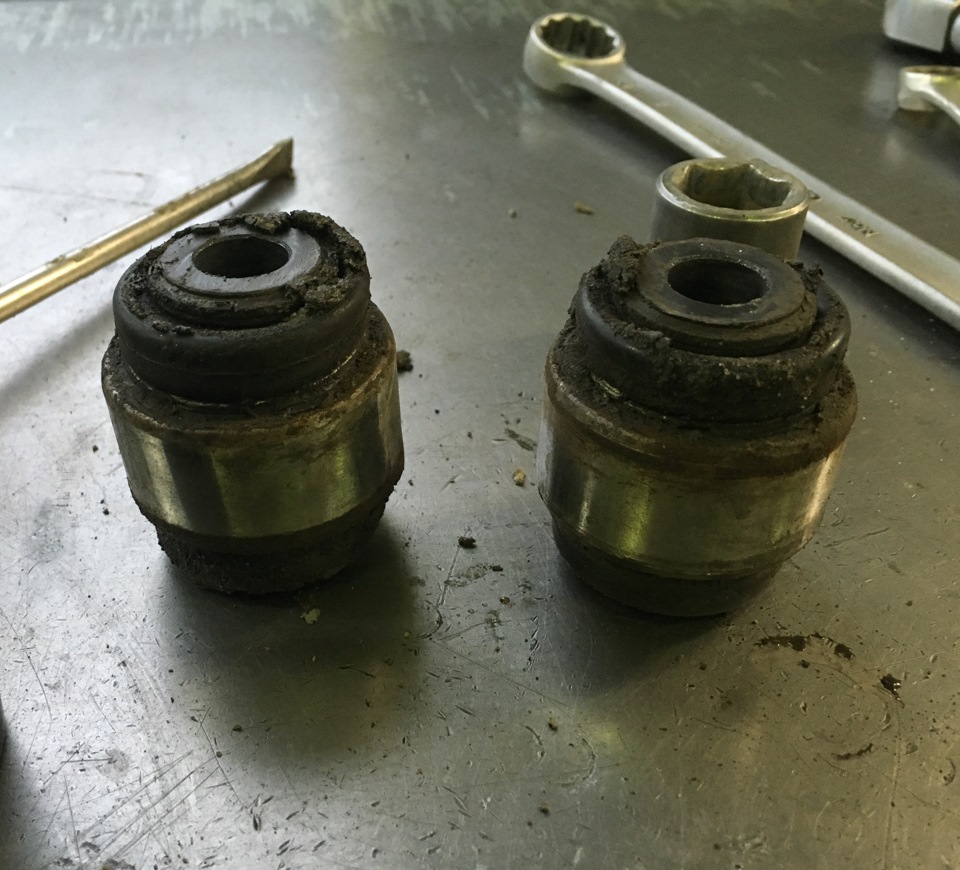 УСТРАНЕН ЖУТКИЙ СКРИП В ЗАДНЕЙ ПОДВЕСКЕ — BMW 1 series (F20), 4,4 л ...