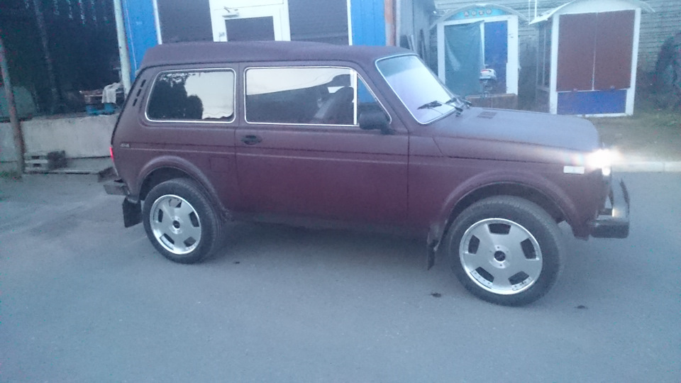 Вот это первые.18 колеса на ниву — Lada 4x4 3D, 1,7 л, 2000 года ...