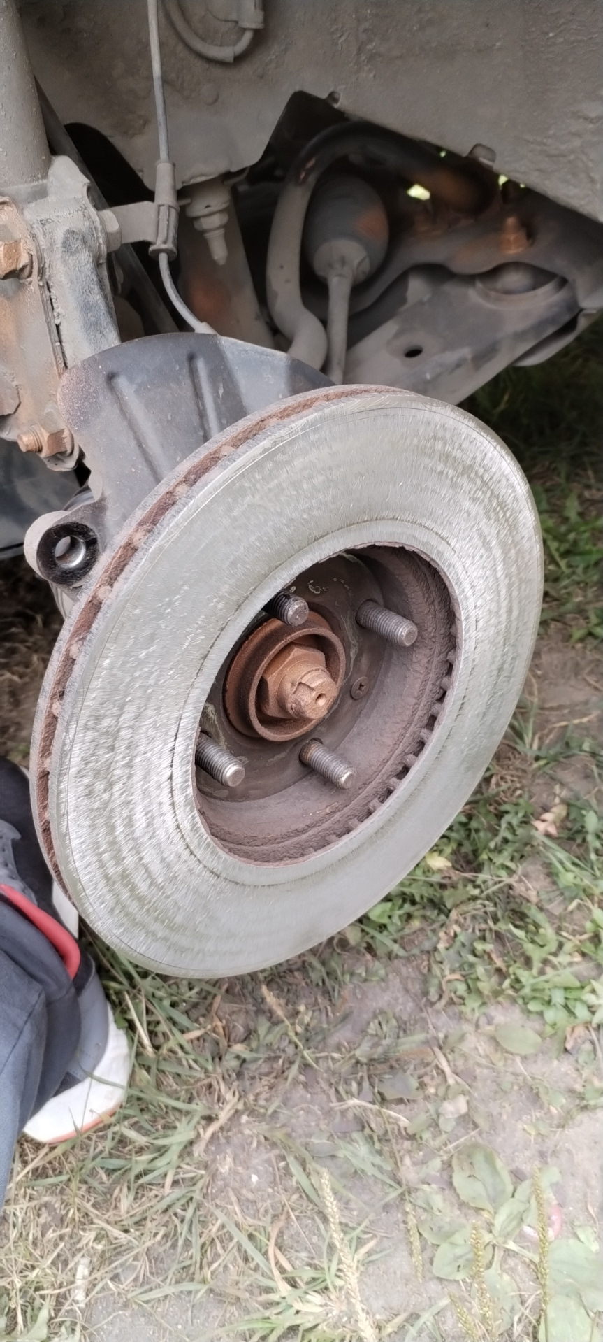 Износ передних тормозных дисков Kia Rio 4 — KIA Rio (4G), 1,6 л, 2020 ...