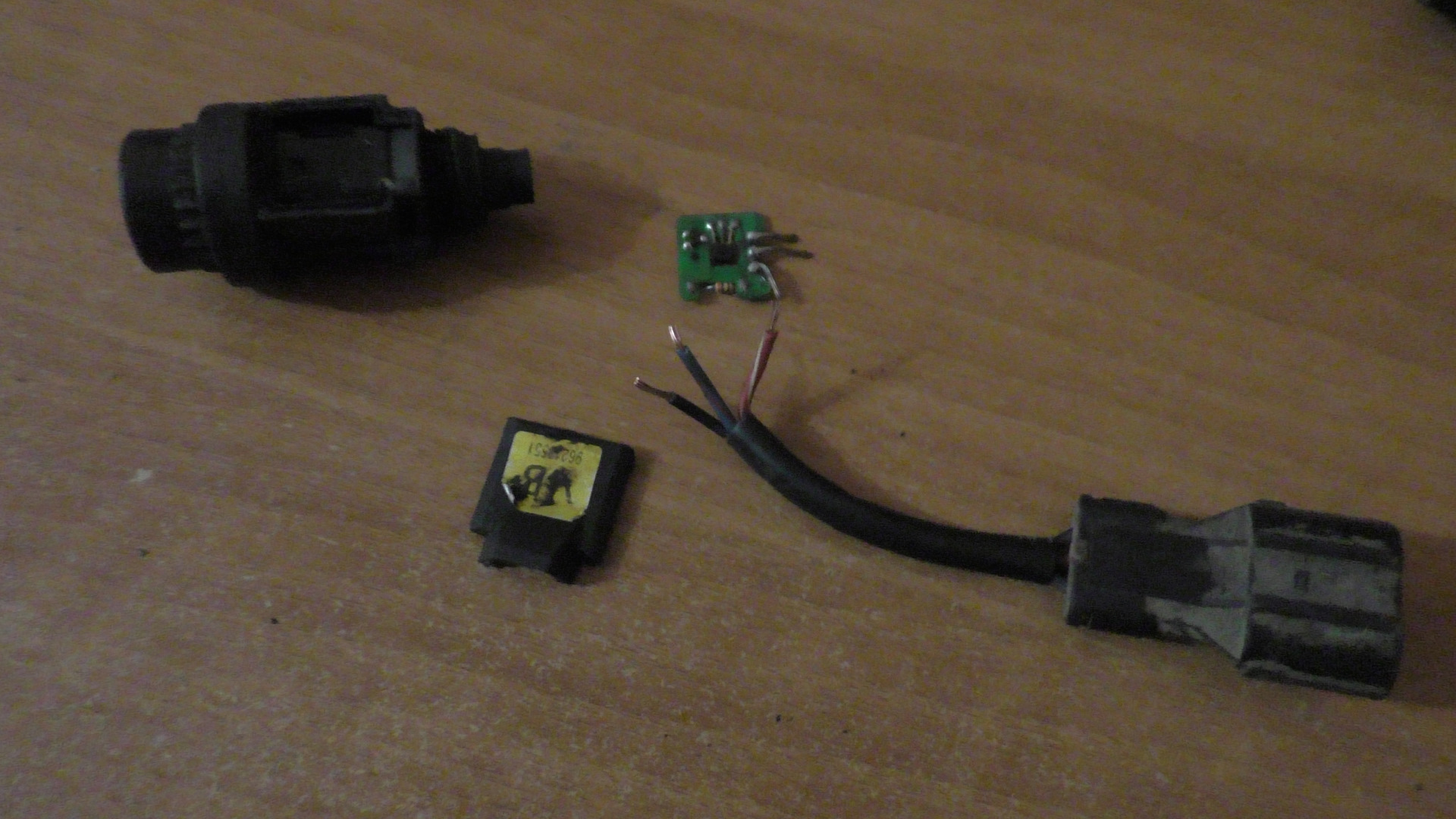 Детектор дыма smoke detector. Датчик кадет. Датчик температуры опель кадет. Датчик кадет. Опель вектра б 1.