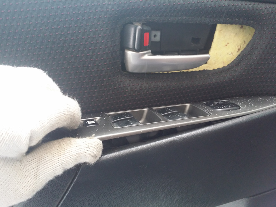 Ограничители дверей — Mazda 3 (1G) BK, 1,6 л, 2006 года | своими руками ...