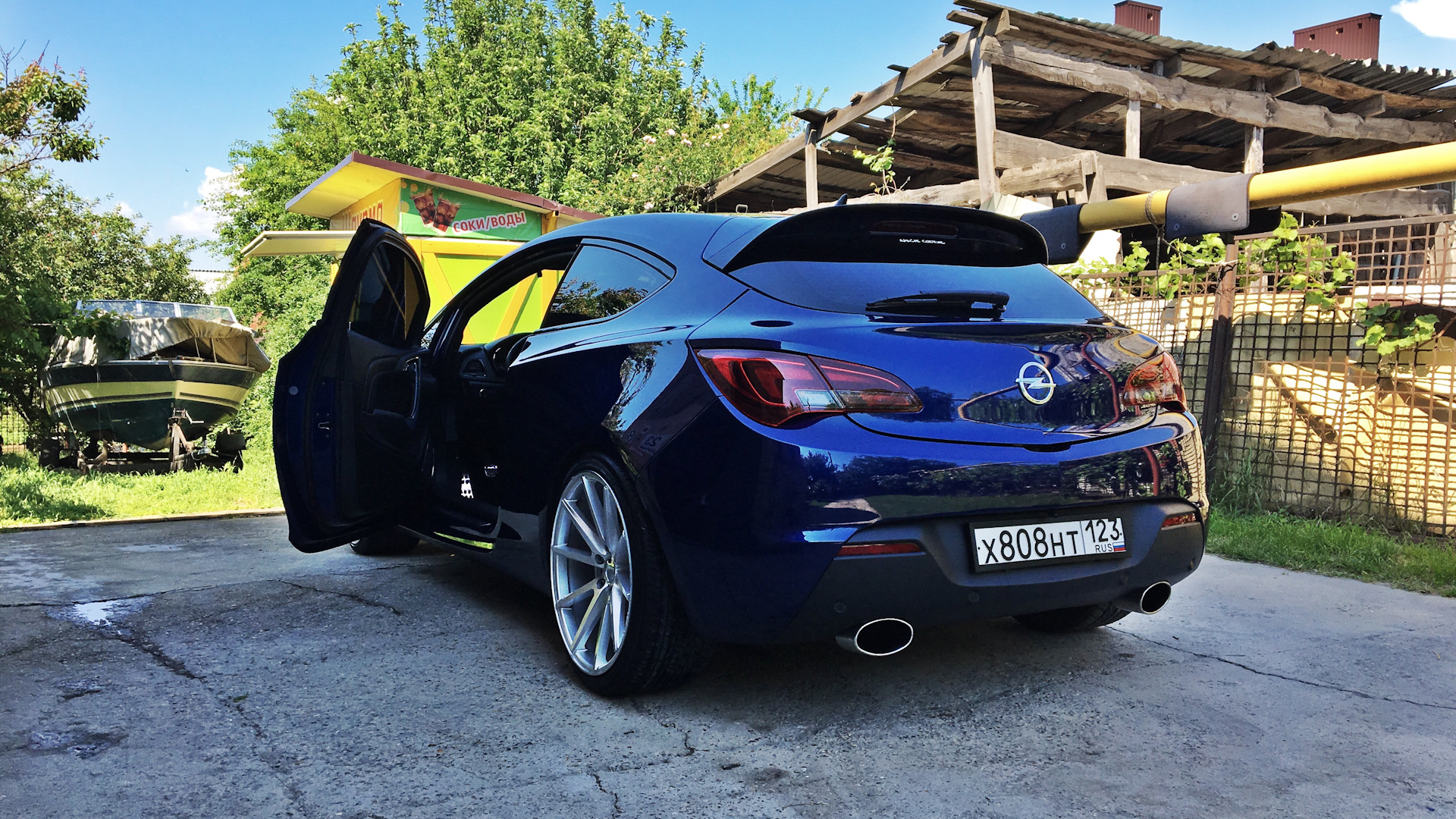 J tuning. Опель Astra GTC. Opel Astra GTC тюнинг.