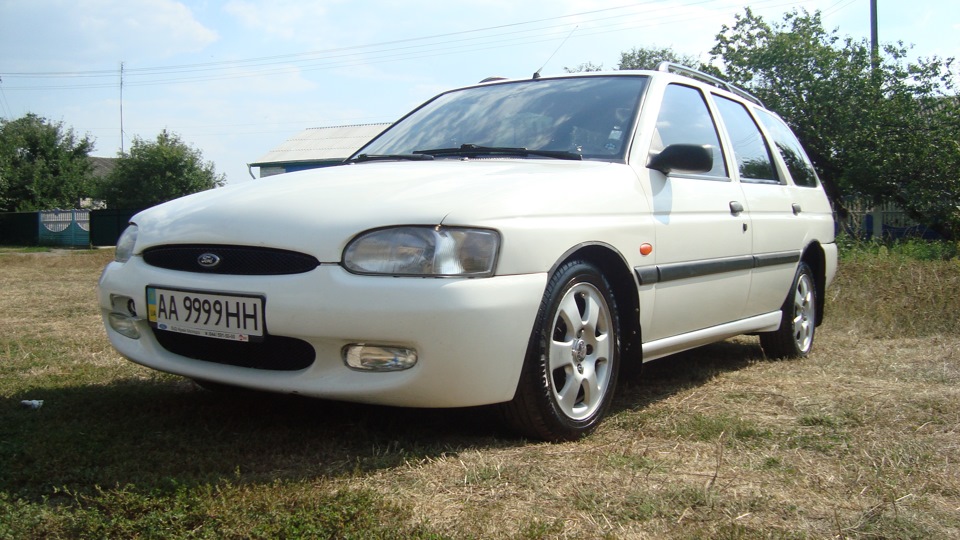 Вскрытие автомобиля после длительноего запоя — Ford Escort Mk6 1 8 л