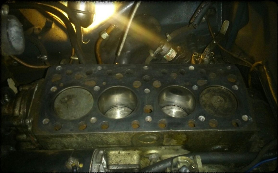 В ожидании стыковки — Москвич 408