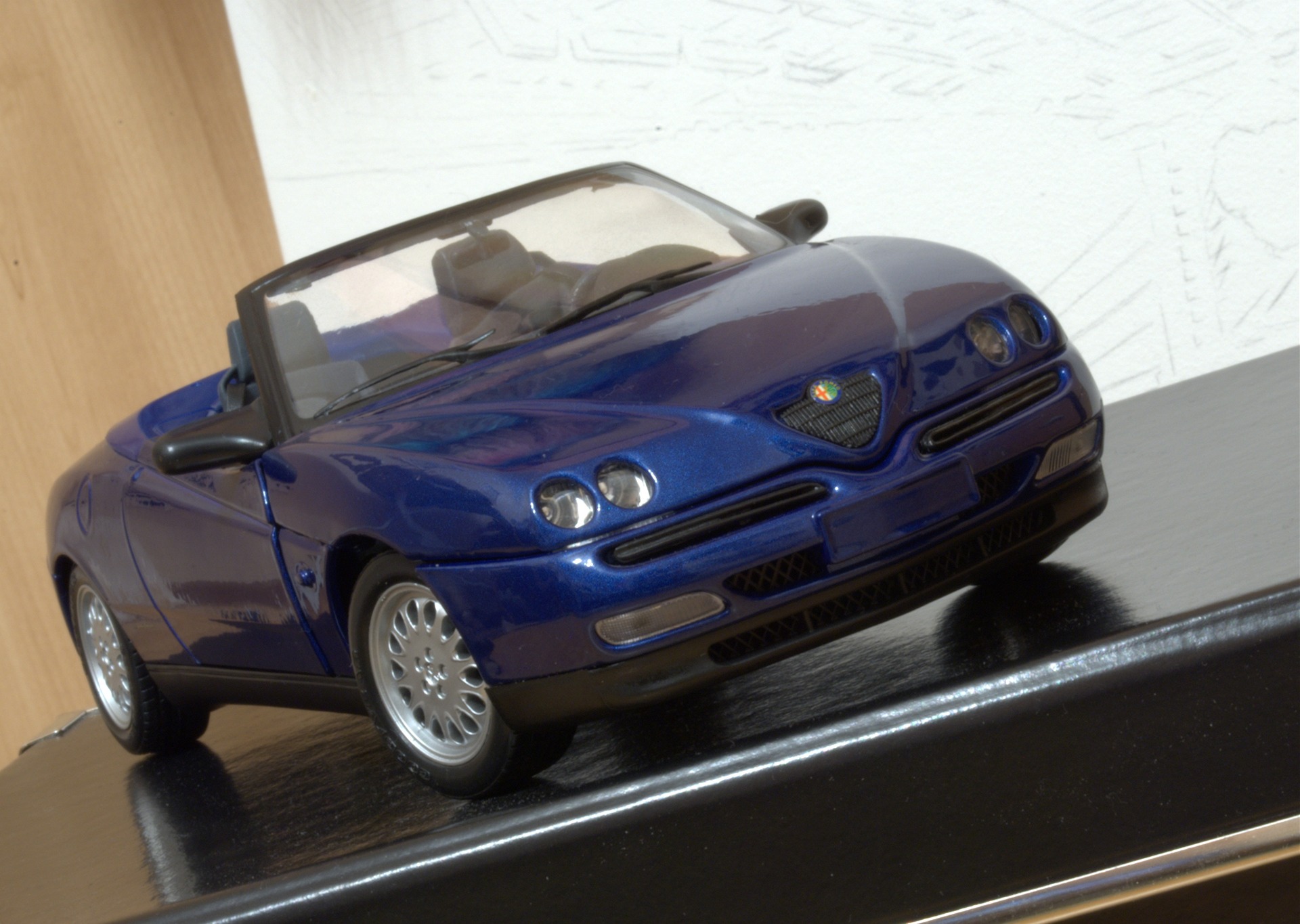 Alfa Romeo Spider V6, 1995. Maisto, 1:18 — DRIVE2