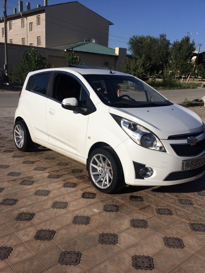 Спарка 10 про. Chevrolet Spark m350. Spark Chevrolet r16. Spark m300. Chevrolet Spark Spark.