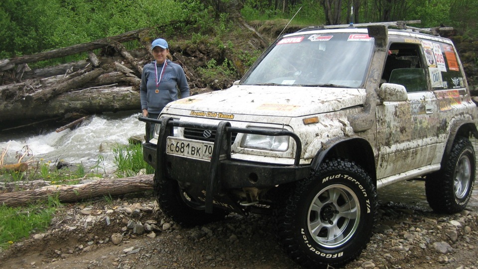 Эскудо где. Сузуки эскудо 1997. Suzuki Escudo 1997 - 2005 ФИС. Экстрим НК. Эскудо пикник.