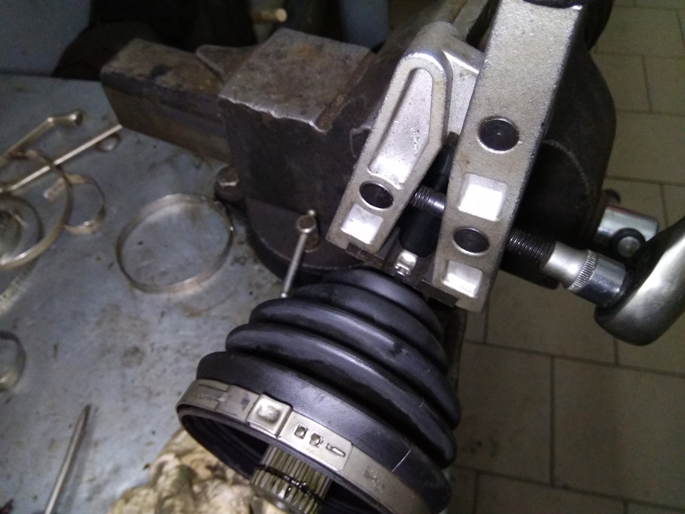 Фото в бортжурнале Volvo XC60 (1G)