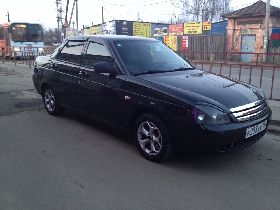 Новые тапочки. — Lada Приора седан, 1,6 л, 2008 года | колёсные диски ...